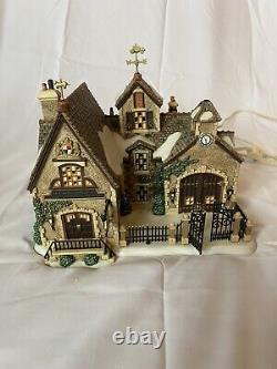 2007 CARTWRIGHT COACH BUILDERS DEPARTMENT 56 DICKENS VILLAGE HOUSE with coach