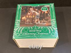 2018 Department 56 Dickens' Village Welcoming Christmas Set of 2 6002291