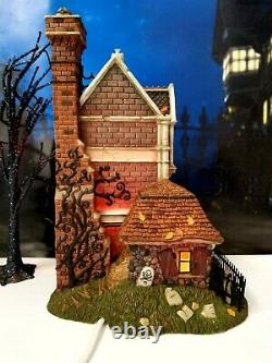 DEPT 56 Dickens Village All Hallows' Eve MORDECAI MOULD UNDERTAKER! Halloween