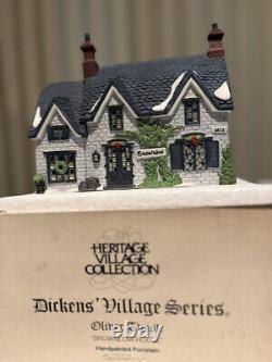 DEPT-56 Dickens Village Oliver Twist Brownlow House Maylie Cottage and people