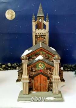 DEPT 56 Dickens Village SOMERSET VALLEY CHURCH GIFT SET! Beautiful, Chimes