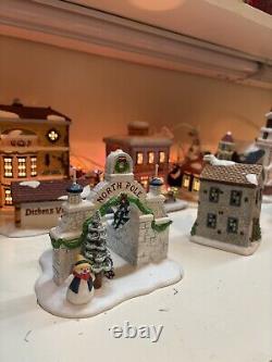 Department 56 Dickens Christmas Village 16 Piece Set