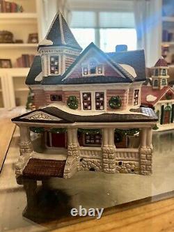 Department 56 Dickens Christmas Village 16 Piece Set