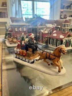 Department 56 Dickens Christmas Village 16 Piece Set