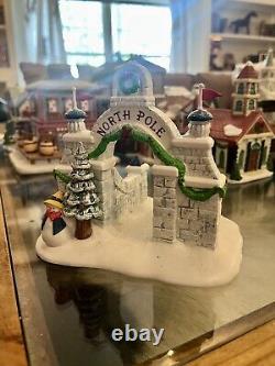 Department 56 Dickens Christmas Village 16 Piece Set