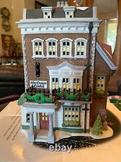 Department 56 Dickens Christmas Village Crown and Cricket Inn