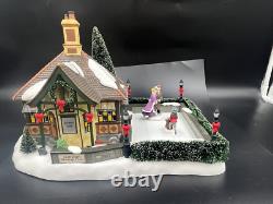 Department 56-Dickens Village- London Skating Club 58700 Tested