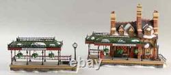 Department 56 Dickens Village Old Queensbridge Station Boxed 7790355