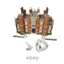 Department 56 Dickens Village Series Hampton Court 6000581 IOB