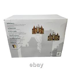 Department 56 Dickens Village Series Hampton Court 6000581 IOB