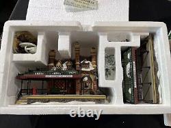 Department 56 Dickens Village Series OLD QUEENSBRIDGE STATION Set