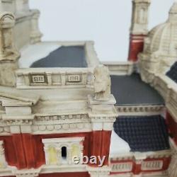 Department 56 Dickens Village Victoria and Albert Museum 0716 of 9,000 AS IS