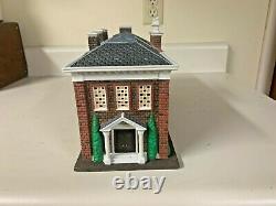 Department 56 Kensington Palace Dickens Village Lighted Christmas Building