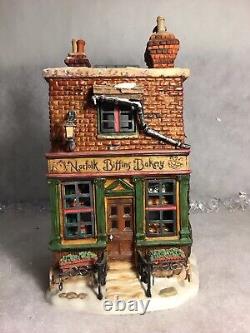 Department 56 Norfolk Biffins Bakery A Christmas Carol Retired 58491 + Box Light