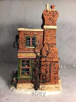 Department 56 Norfolk Biffins Bakery A Christmas Carol Retired 58491 + Box Light