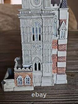 Department 56 Westminister Abbey Dickens Village #58517 Retired 2002 Good, Light