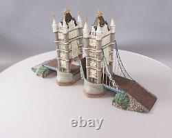 Dept 56 56.58705 Porcelain Tower Bridge Of London/Box