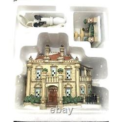 Dept 56 Christmas Dickens Village Barrow Manor Set of 2 Limited Edition Fountain