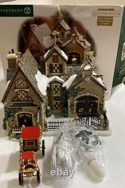 Dept 56 Dicken's Christmas Village CARTWRIGHT COACH BUILDERS #58759 New in Box