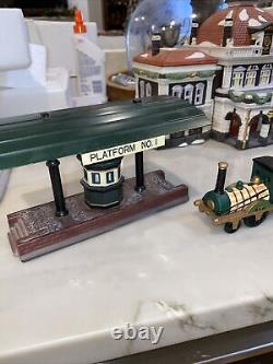 Dept 56 Dickens Bundle Victoria Station Train Platform & The Flying Scot