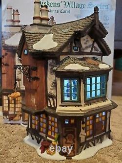 Dept 56 Dickens Village Series Xmas Carol Ebenezer Scrooges Lighted House with Box