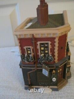 Dept 56 Dickens Village The Horse and Hounds Pub $140.95