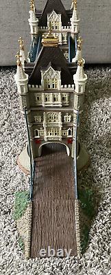 Dept 56 Dickens Village Tower Bridge of London 56.58705 with Issues