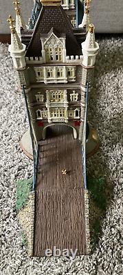 Dept 56 Dickens Village Tower Bridge of London 56.58705 with Issues