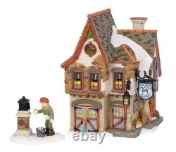 Dept 56 Dickens' Village Welcoming Christmas Set of 2 See Condition