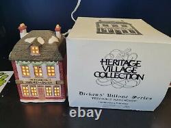 Dickens village series (Set of 12) great condition Displays