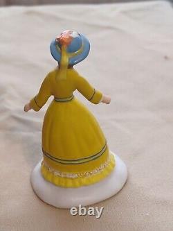 Mary Margaret's Fine Dresses Department 56 Dickens Village 6011398 + Accessory