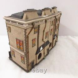 Mulberrie Court Dickens Village Department 56 Christmas Ceramic Lighted Painted