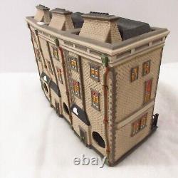 Mulberrie Court Dickens Village Department 56 Christmas Ceramic Lighted Painted