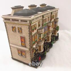 Mulberrie Court Dickens Village Department 56 Christmas Ceramic Lighted Painted