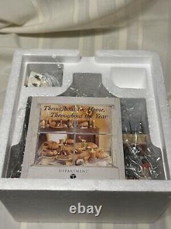 RETIRED DEPT 56-Dickens Village 2002 Regent Street Coffeehouse- NIB