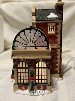 RETIRED DEPT 56-Dickens Village 2002 Regent Street Coffeehouse- NIB